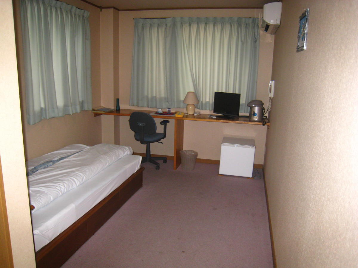 Business Hotel Ojiro ชิซุโอกะ ห้อง รูปภาพ